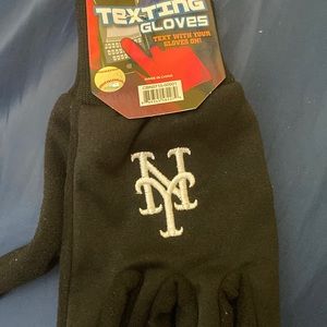 New York Mets texting gloves